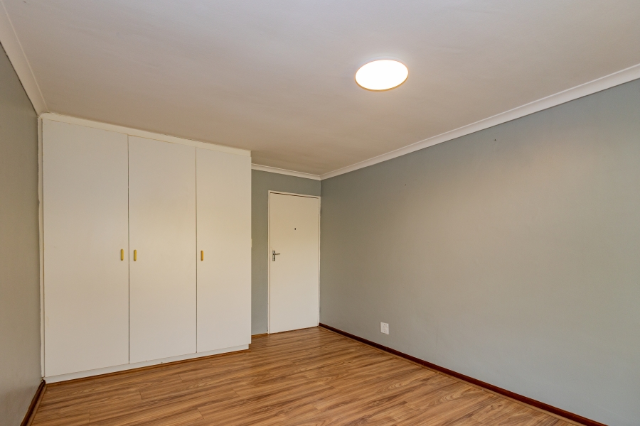 5 Bedroom Property for Sale in De Bron Western Cape